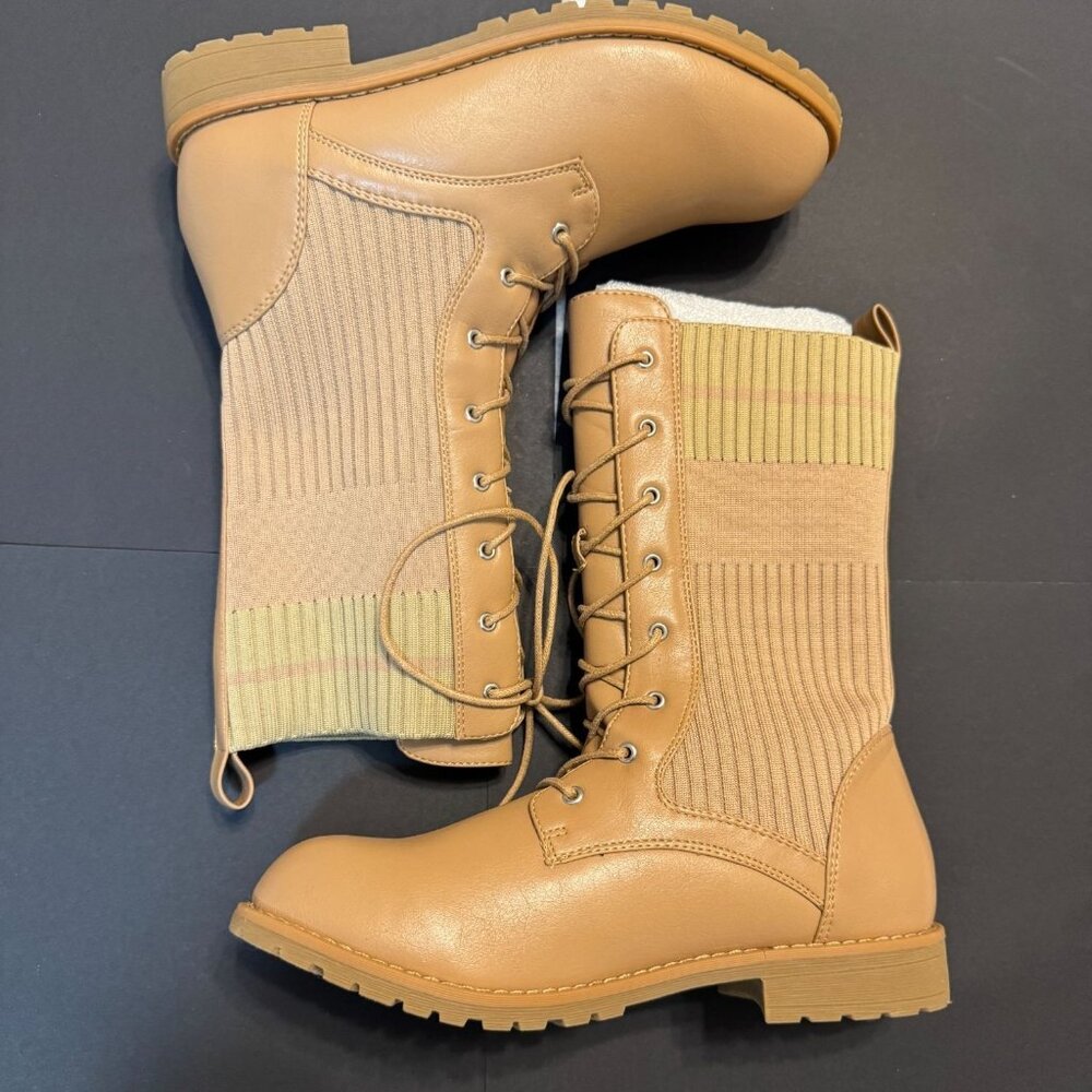 Journee Collection Melei Knit Lace-Up Combat Boots Beige Vegan Leather Size 8.5.